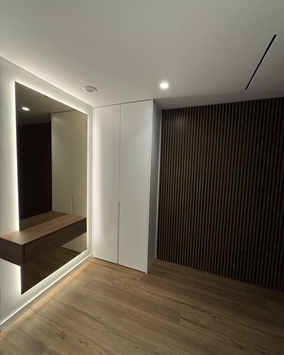 Trabalho Carpifreiriz — Móveis & Interiores