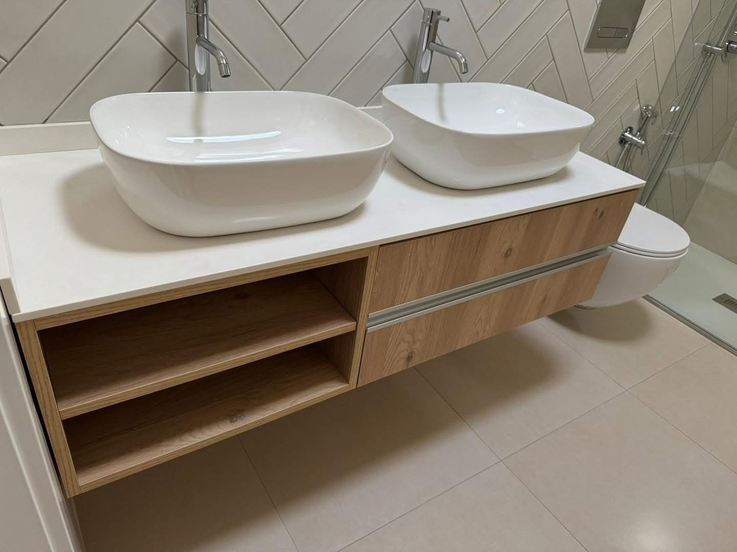 Trabalho Carpifreiriz — Móveis & Interiores